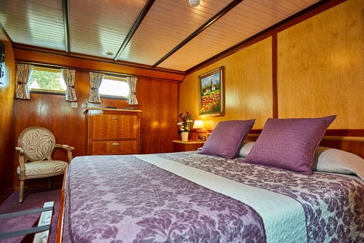 Our 4 cabins are individually decorated and can be either King or twin beds.