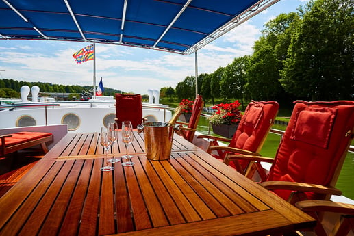 Lunch or a drink perhaps on the sundeck.